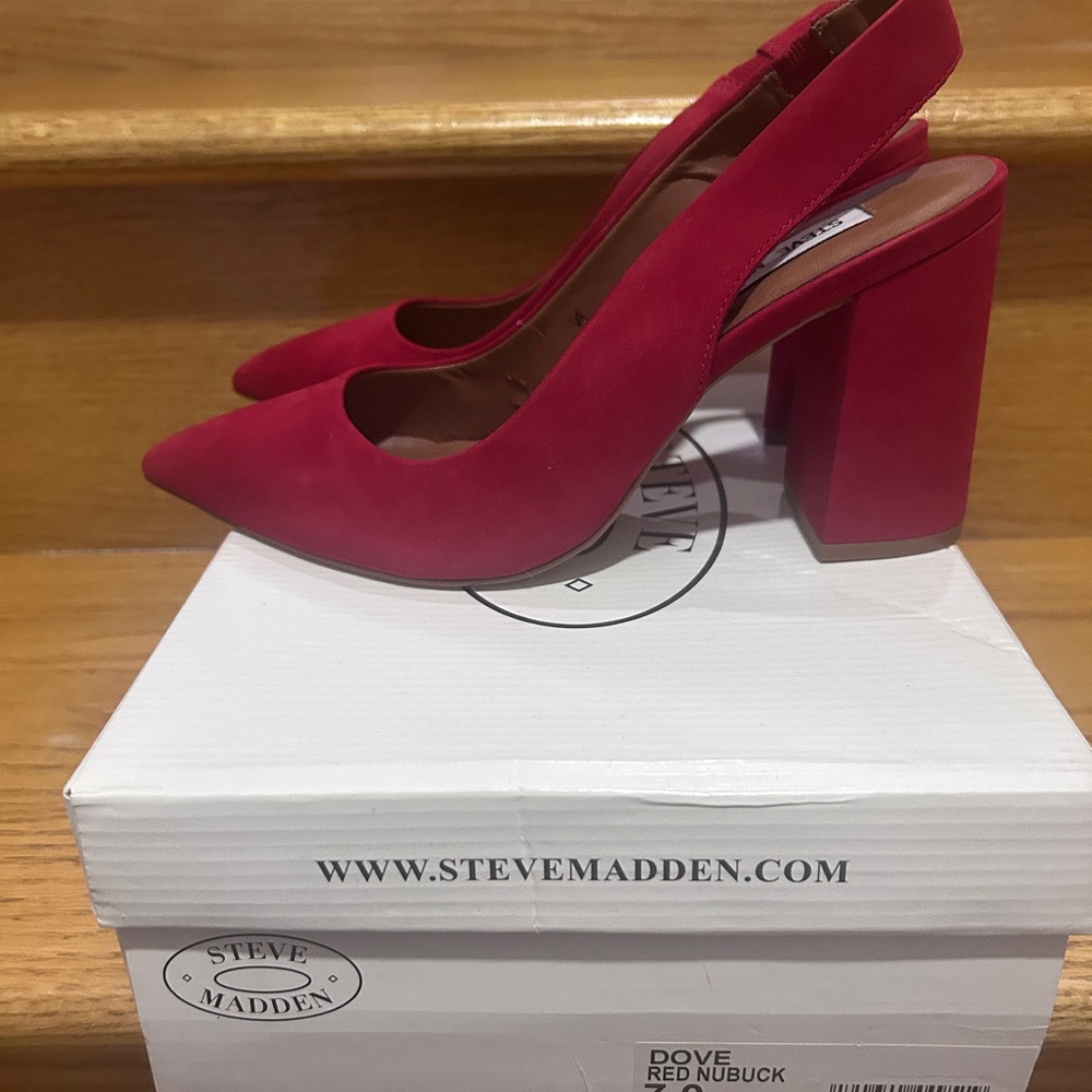 Steve Madden Red Nubuck Pointed Slingback Block Heel